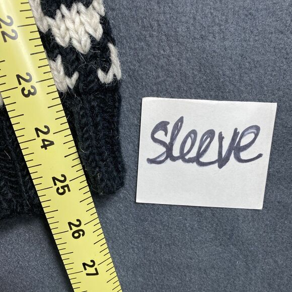 NWT Lost Horizons Wool Zip Jacket Medium
Black Cream Nordic Southwest
Handmade - Picture 10 of 14